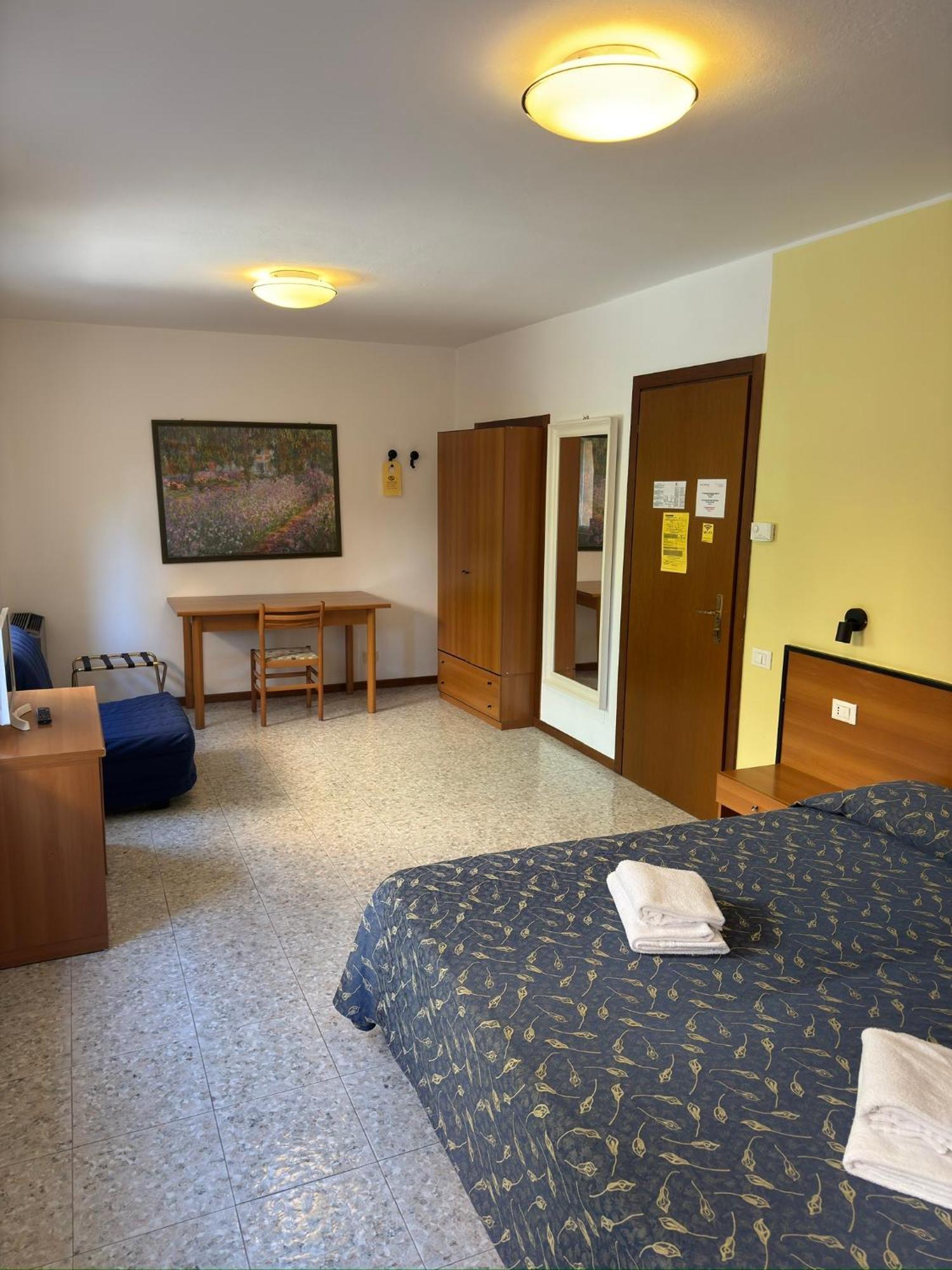 Hotel Benacus Bardolino Exterior foto